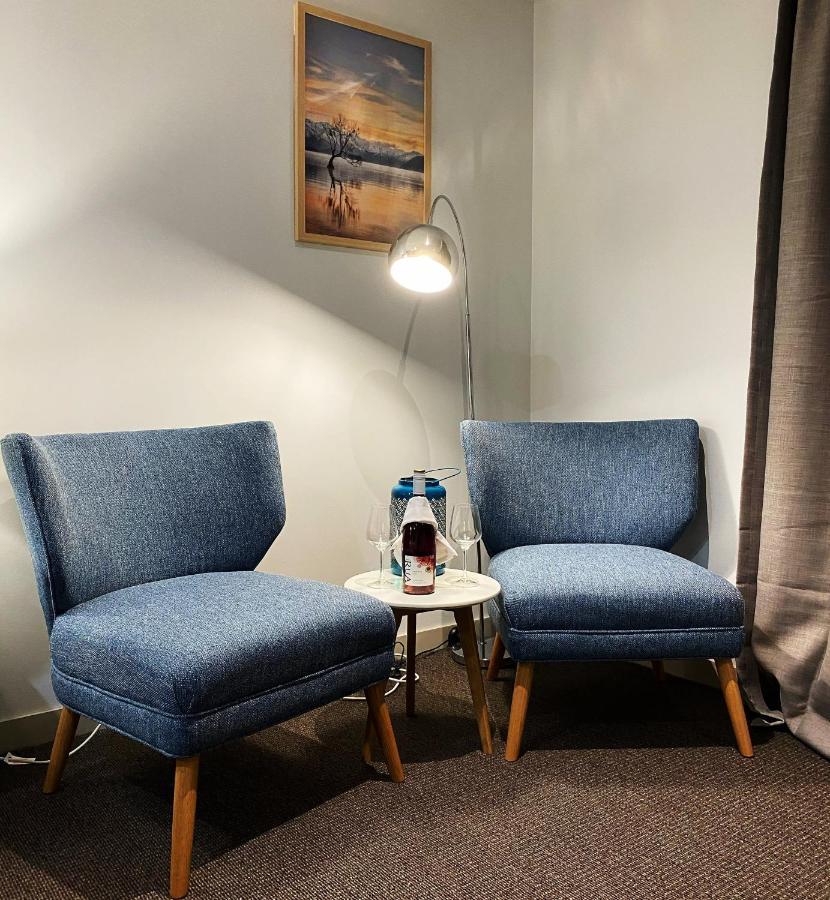 Tekau A Charming, Quiet And Spacious Studio Queenstown Bagian luar foto