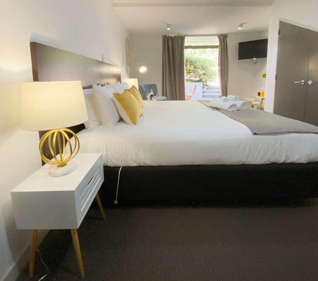 Tekau A Charming, Quiet And Spacious Studio Queenstown Bagian luar foto